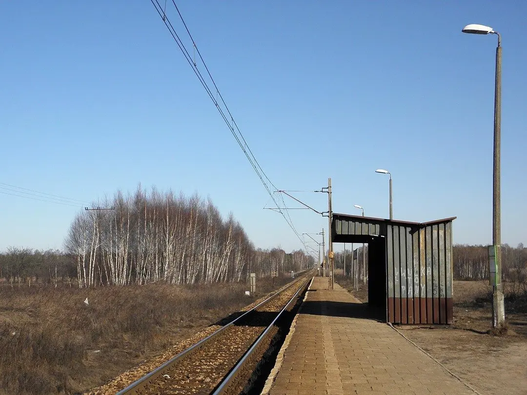 Wola Bierwiecka train station