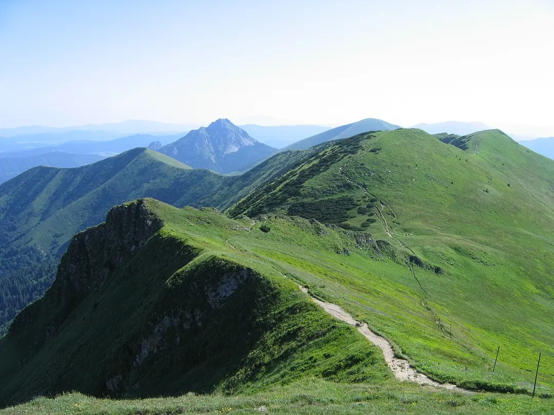 Steny, Južný vrchol