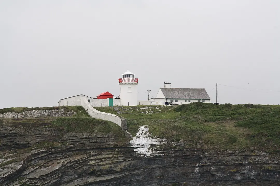 Kilcredaun Head Lighthouse