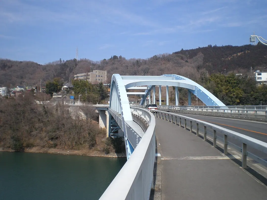 日蓮大橋