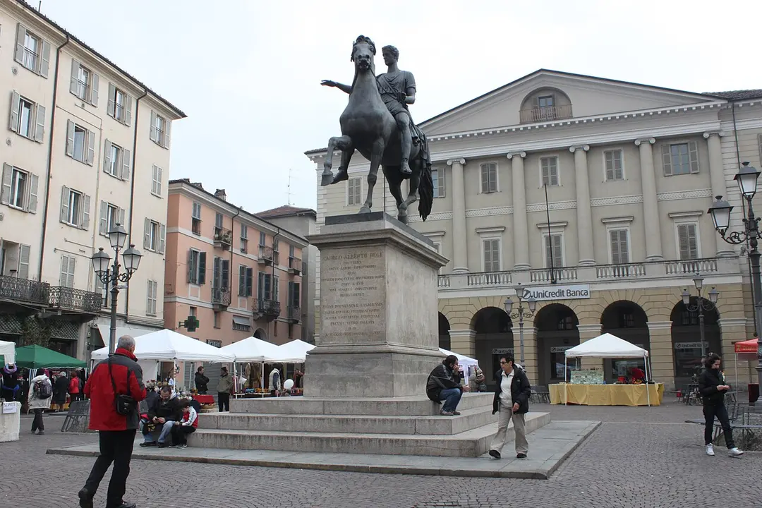 Monumento equestre a Carlo Alberto