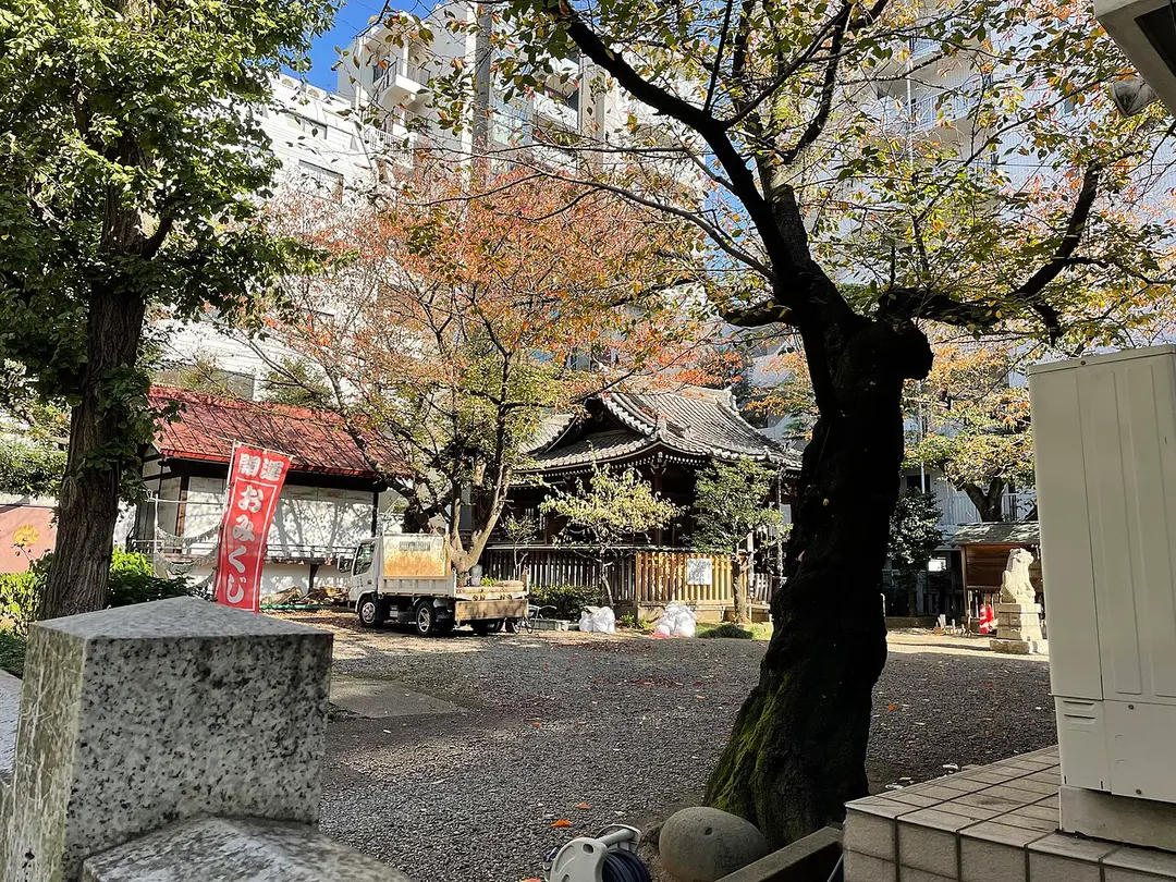 御園神社