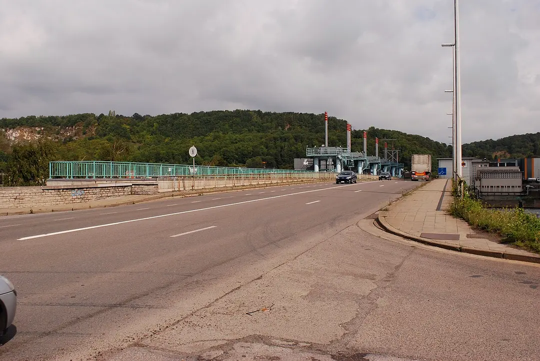 Pont-barrage d'Ivoz-Ramet