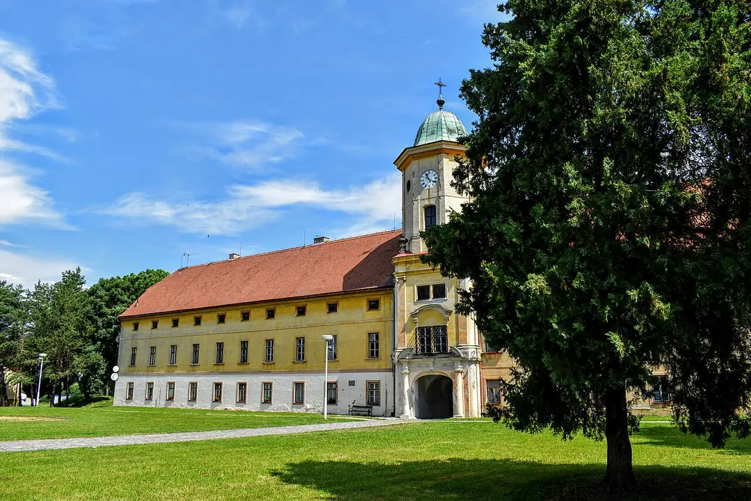 Zámek Mořice