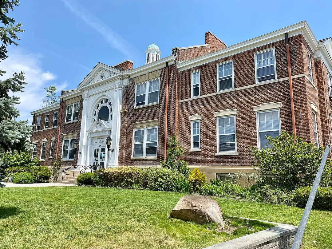 North Hempstead Town Hall