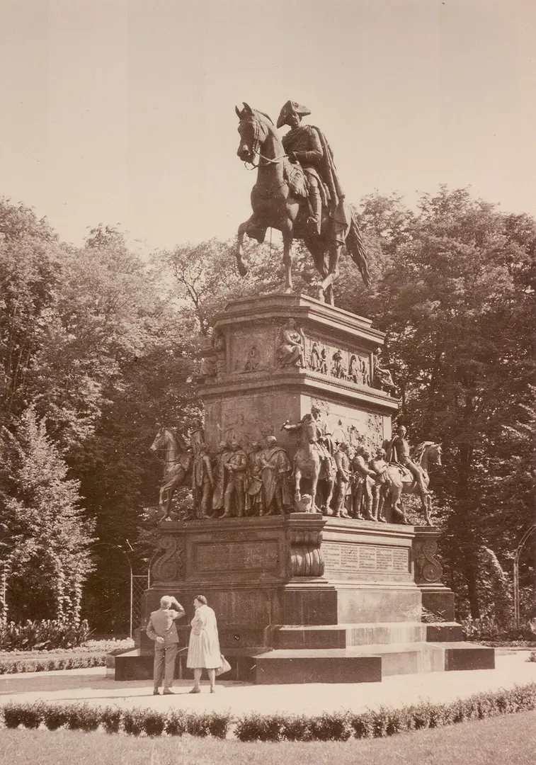 Reiterstandbild Friedrichs des Großen