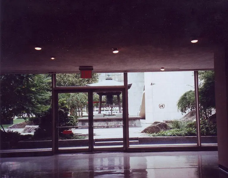 Weltfriedensglocke