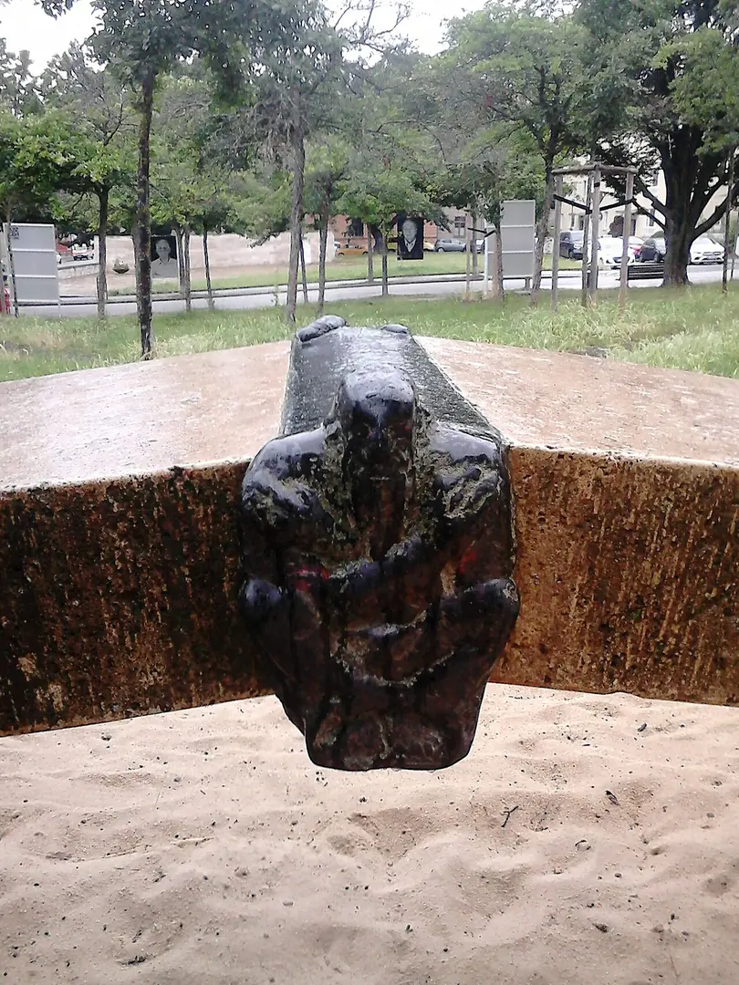 Brücke über Sand