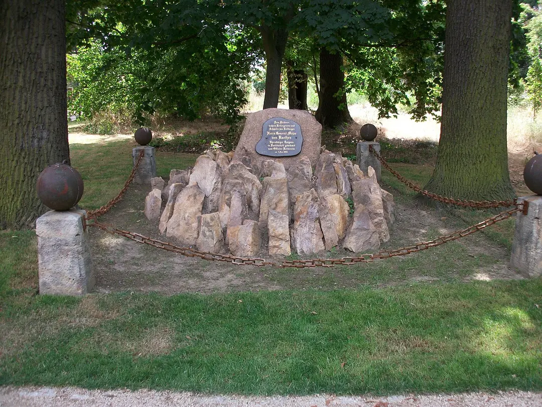 Julius von Koethen Denkmal