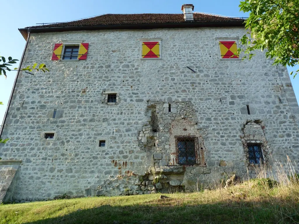 Podsreda Castle