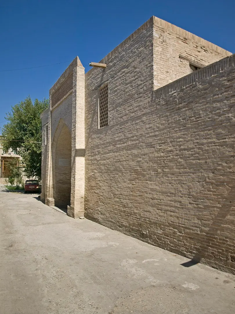 Ibrohim Oxund Madrasa