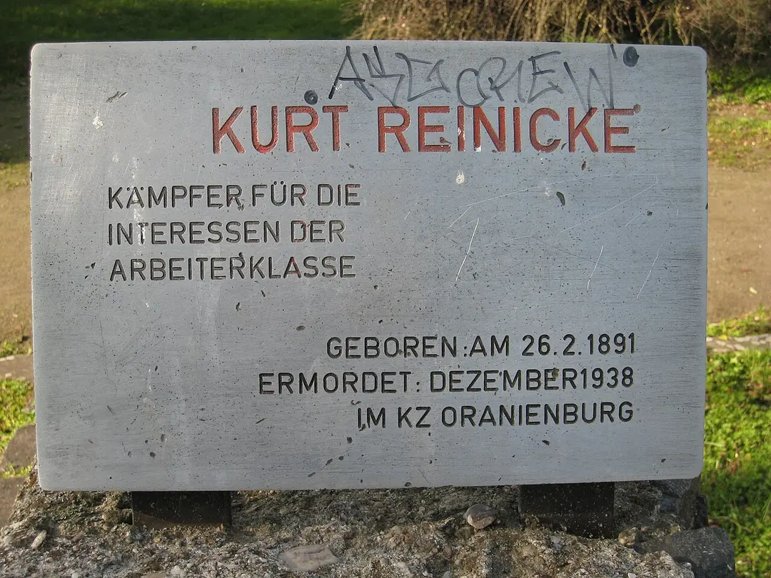 Kurt-Reinicke-Denkmal