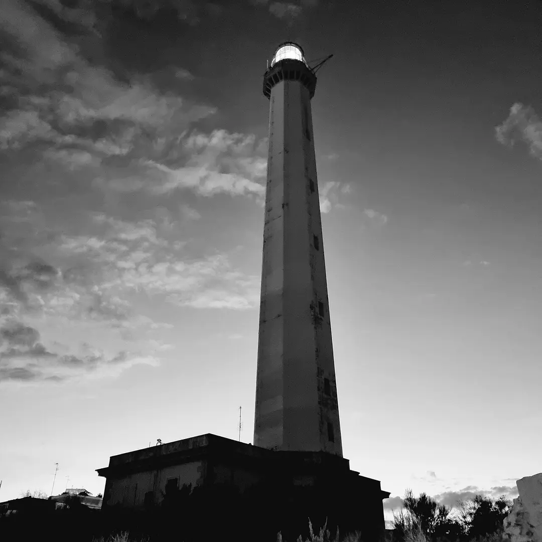 Faro Punta San Cataldo