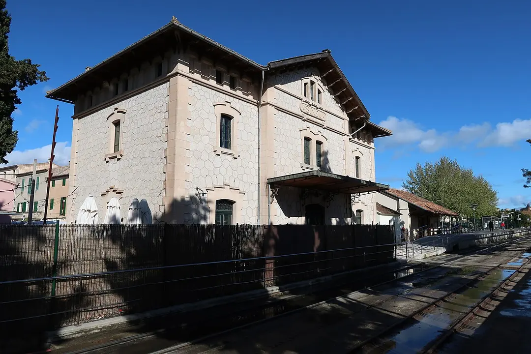 Sineu station