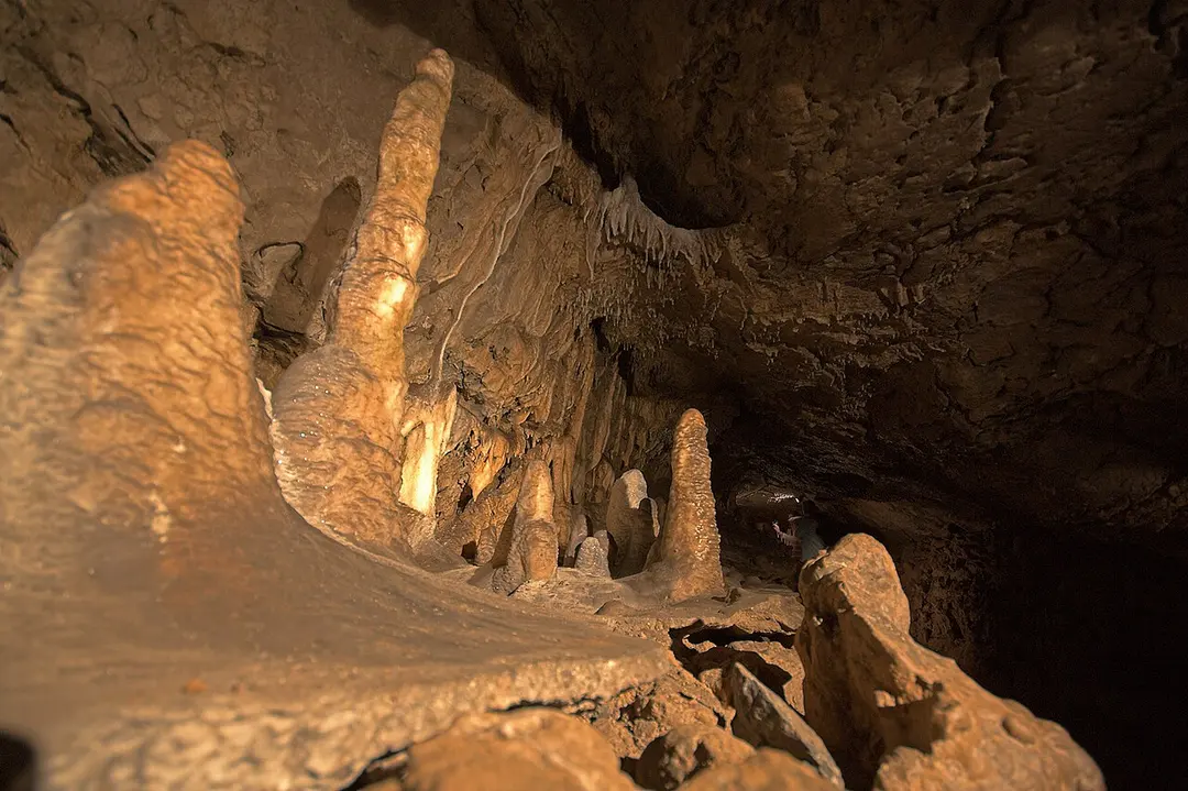 Heinrichshöhle