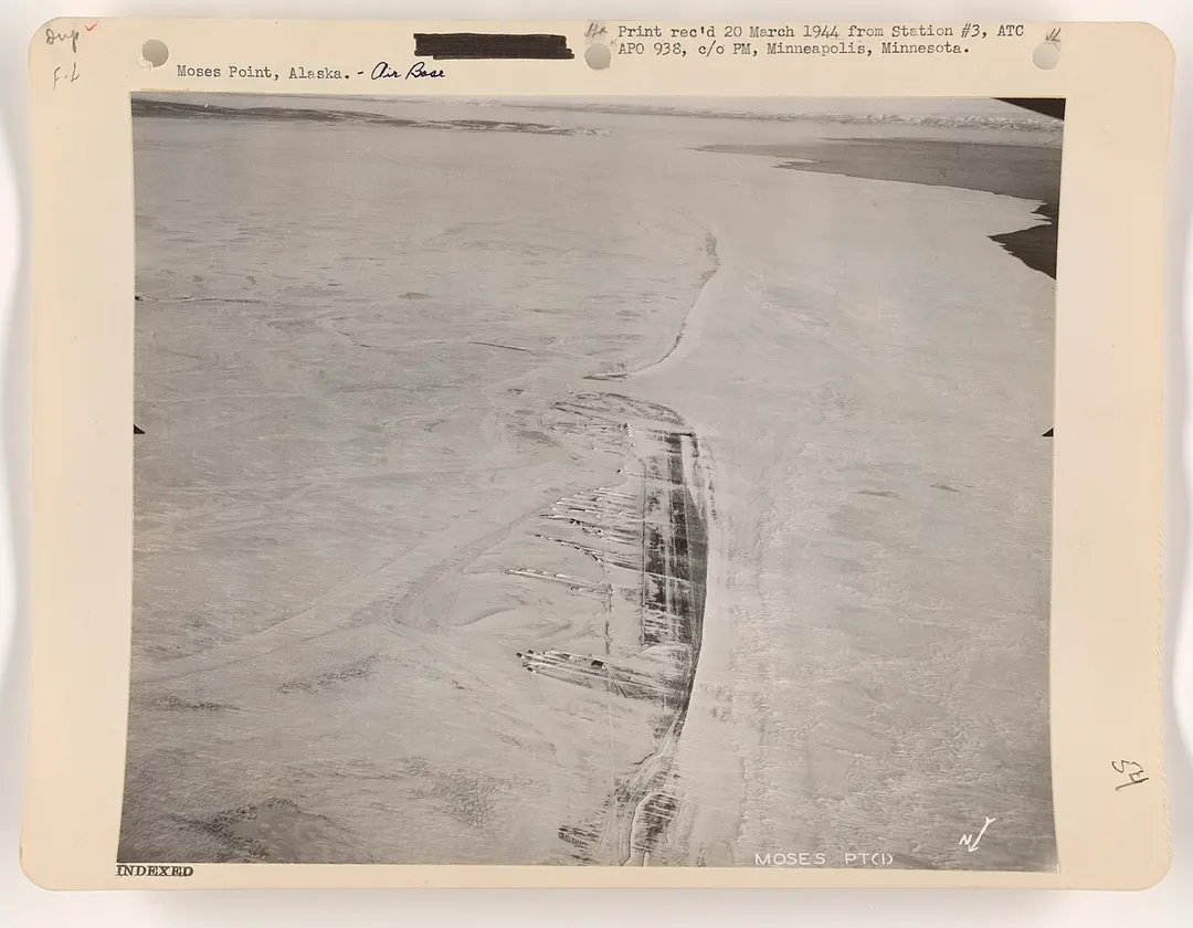 Moses Point Airport