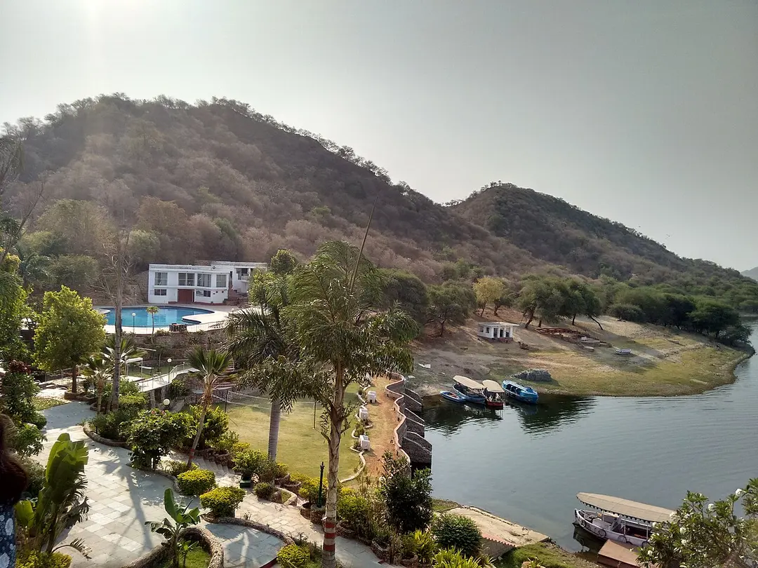Jaisamand Lake