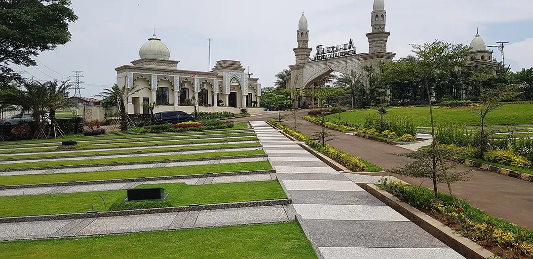 Al-Azhar Memorial Garden