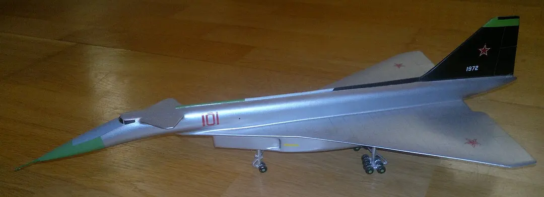 Су-100 (Т-4 «Сотка»)
