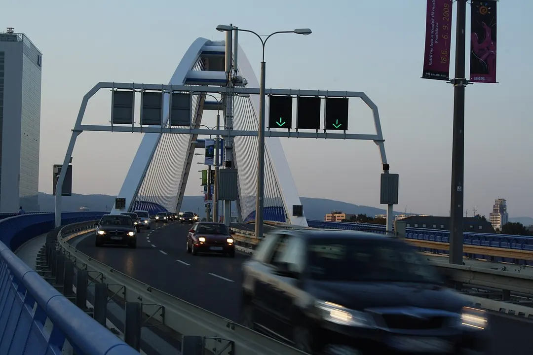 Apollo-Brücke