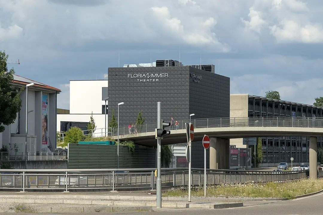 Florian Zimmer Theater