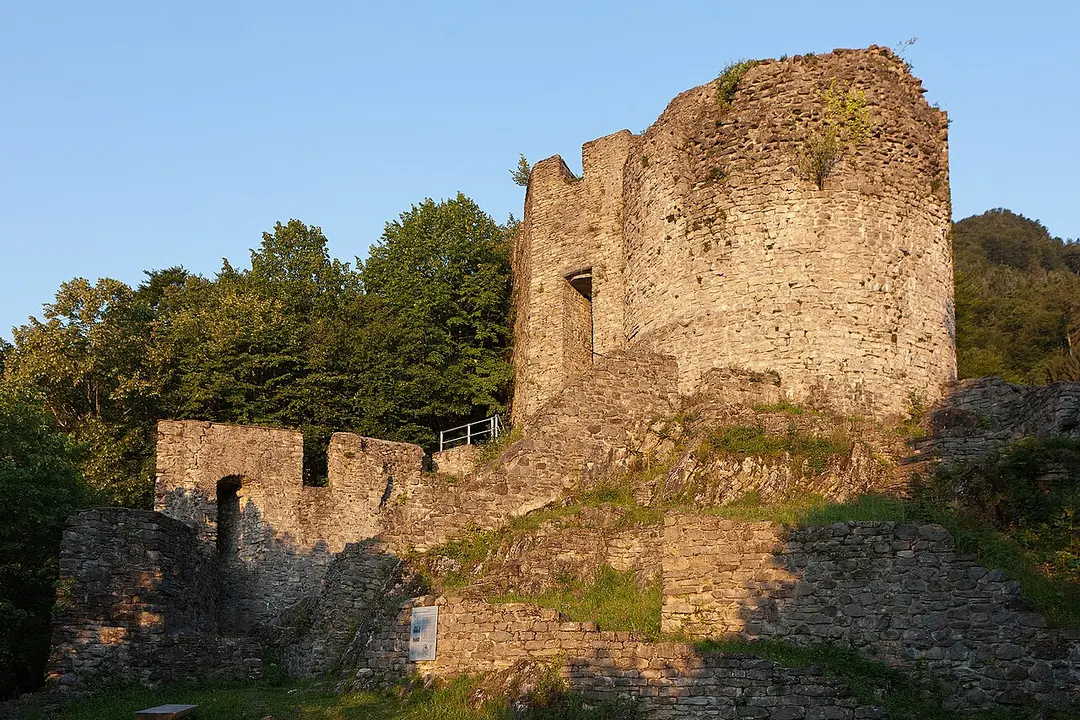 Burgruine Unspunnen