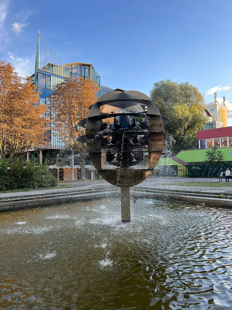 Vogelbrunnen