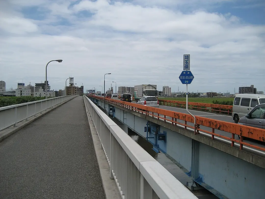 Nagareyamabashi Bridge