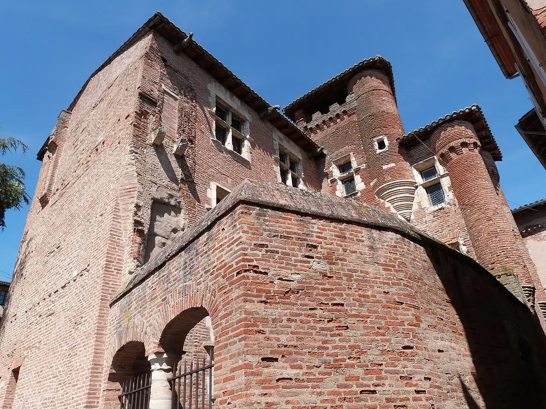 Maison Pierre de Biens