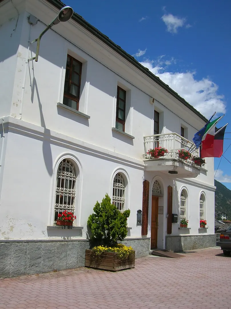 Municipio di Doues