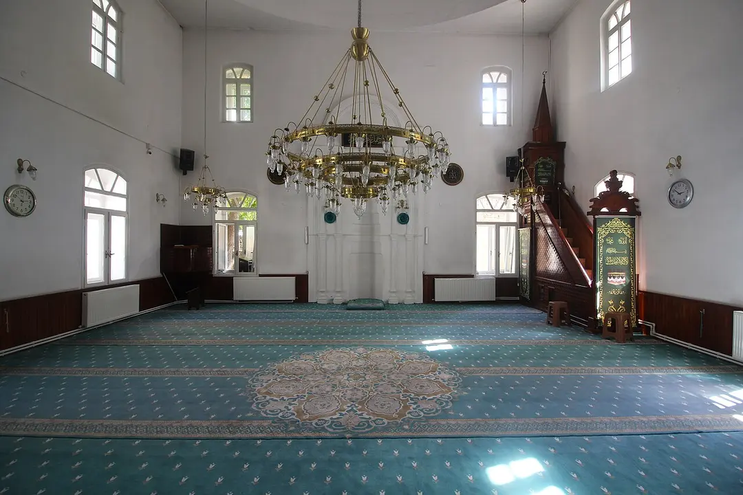 Tuzcuzade Camii
