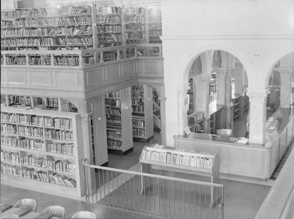 Westmount Public Library