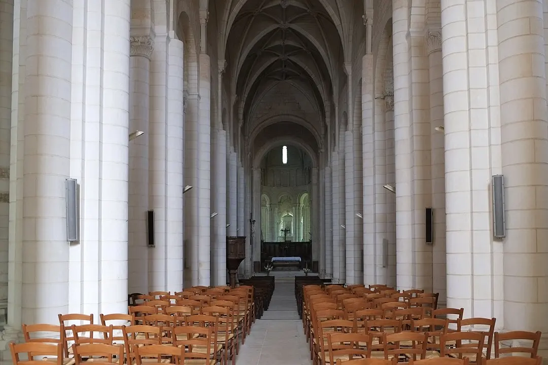 Abbatiale Saint-Jouin de Marnes