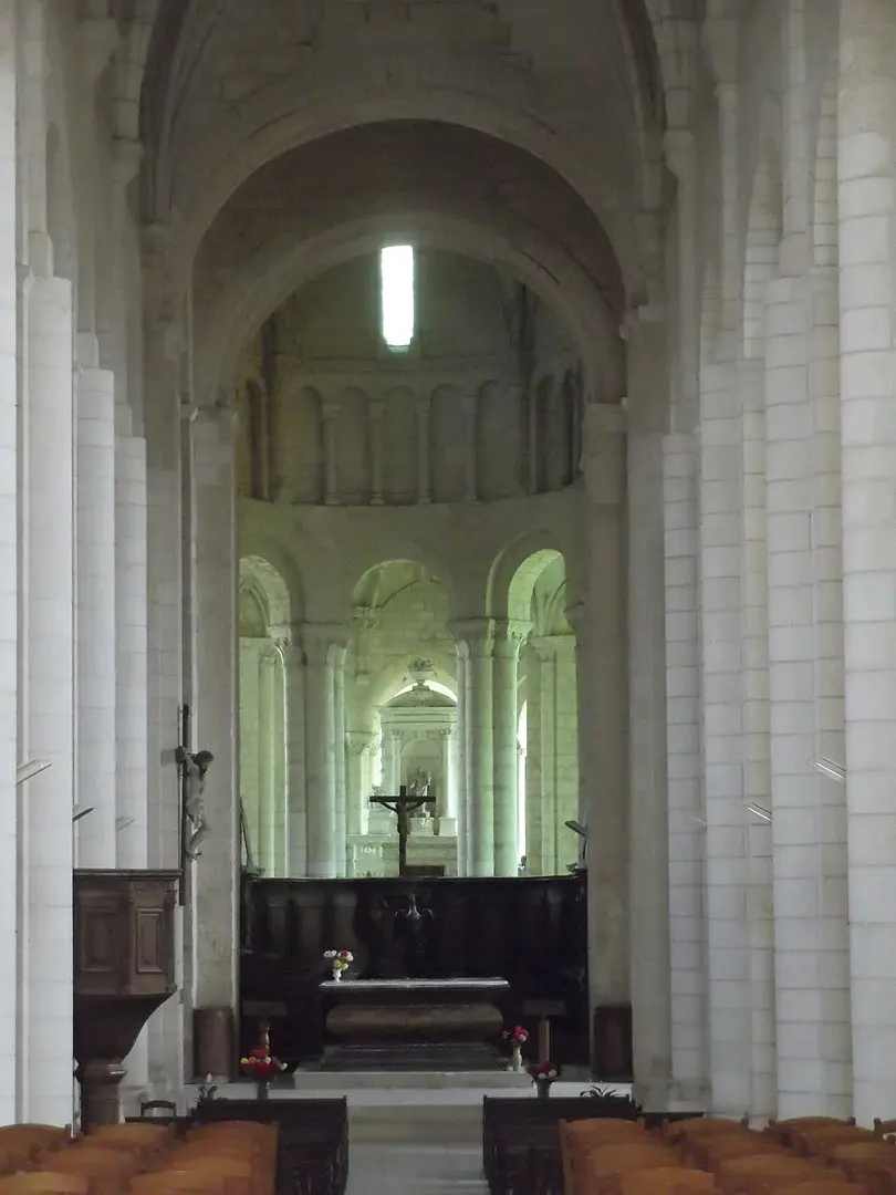 Abbatiale Saint-Jouin de Marnes