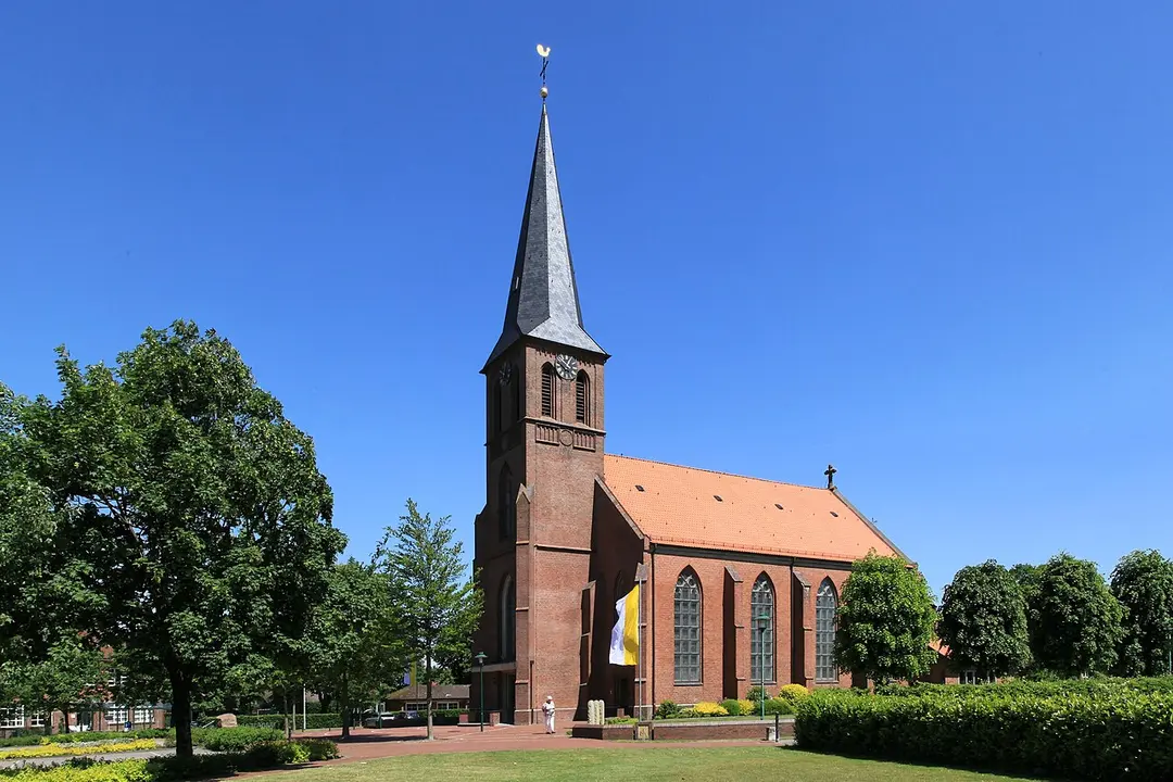 St. Peter und Paul in Scharrel