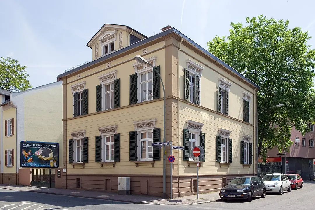 Emmerich-Josef-Straße