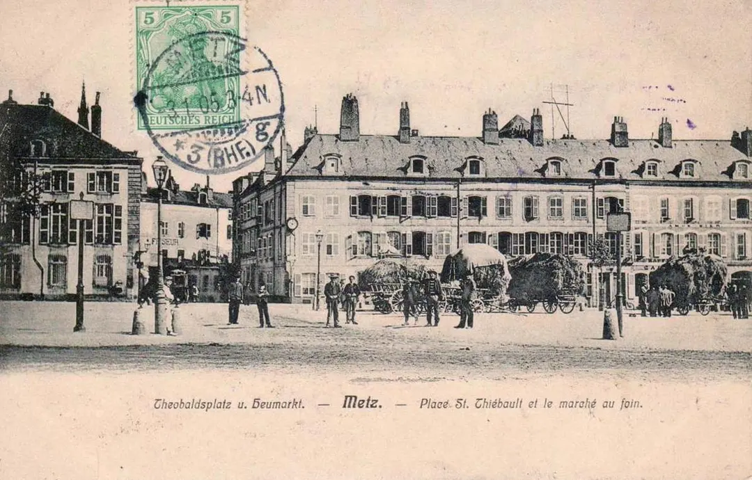 St.-Theobalds-Platz