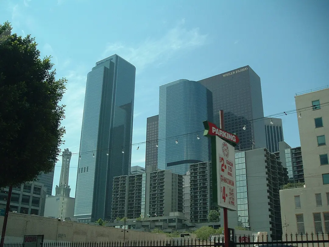 1 Cal Plaza