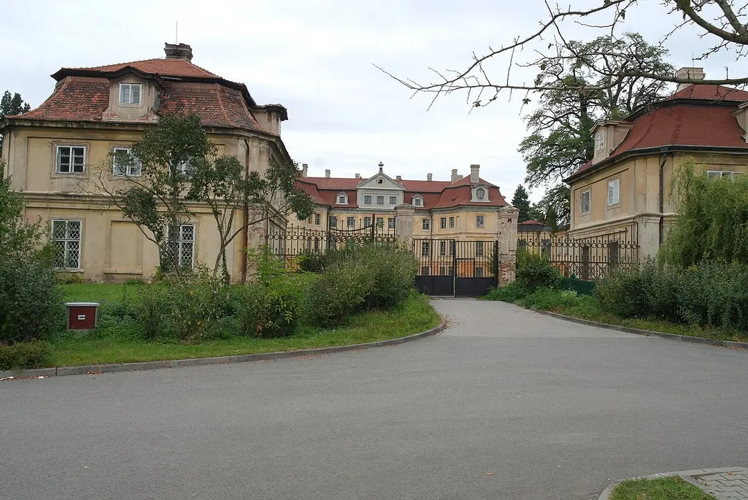 zámek Hořín