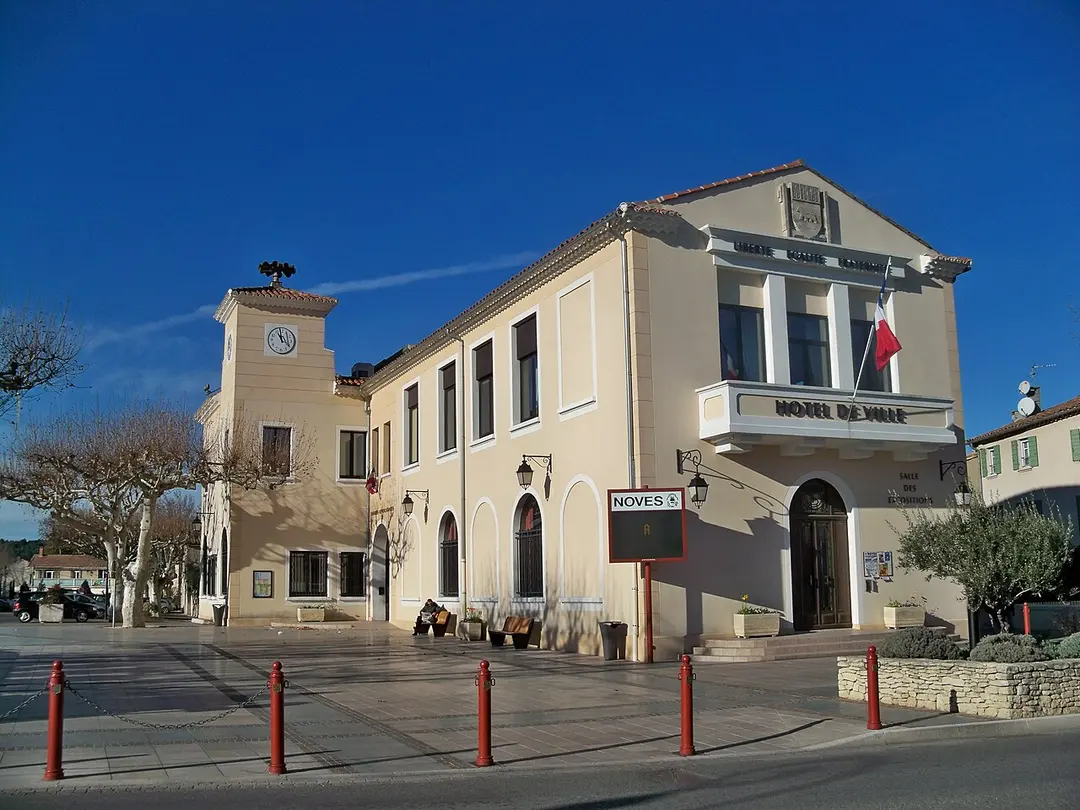 Mairie de Noves