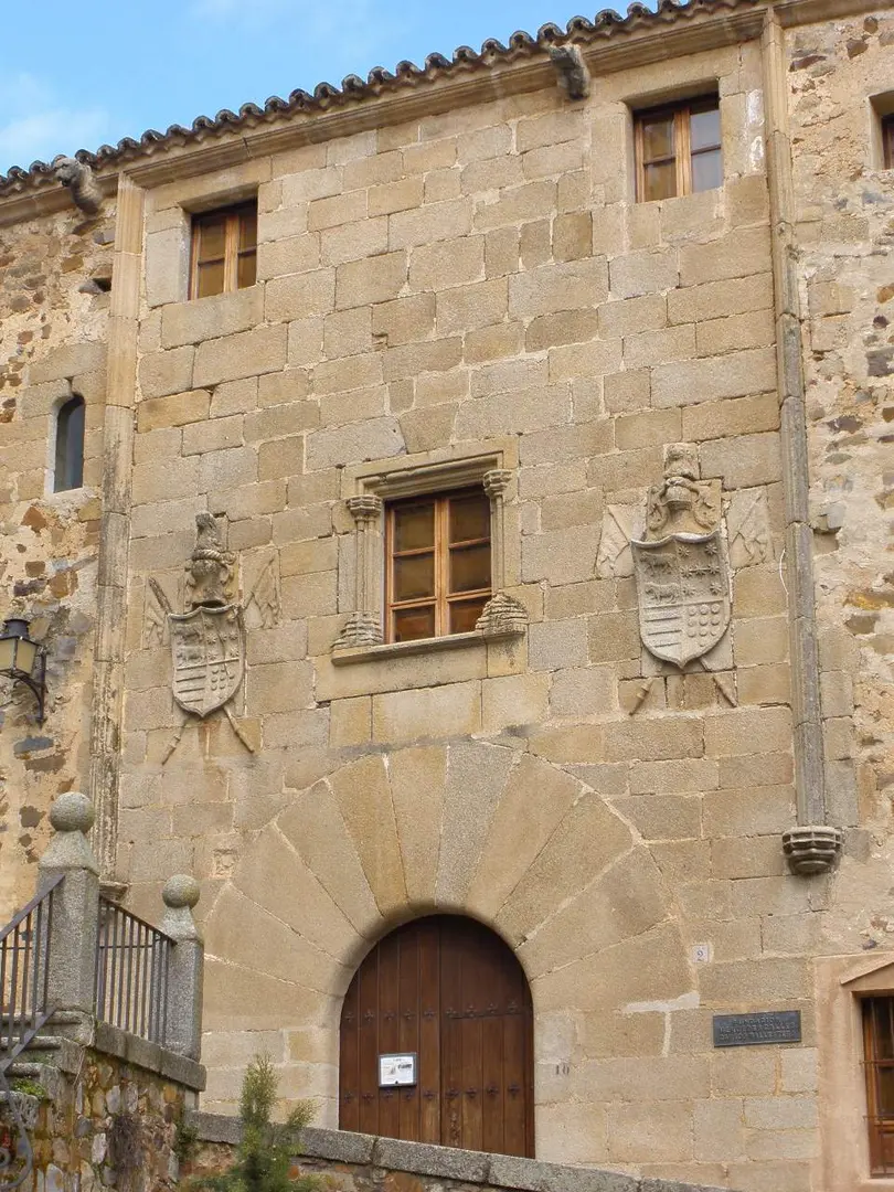 Casa de los Becerra