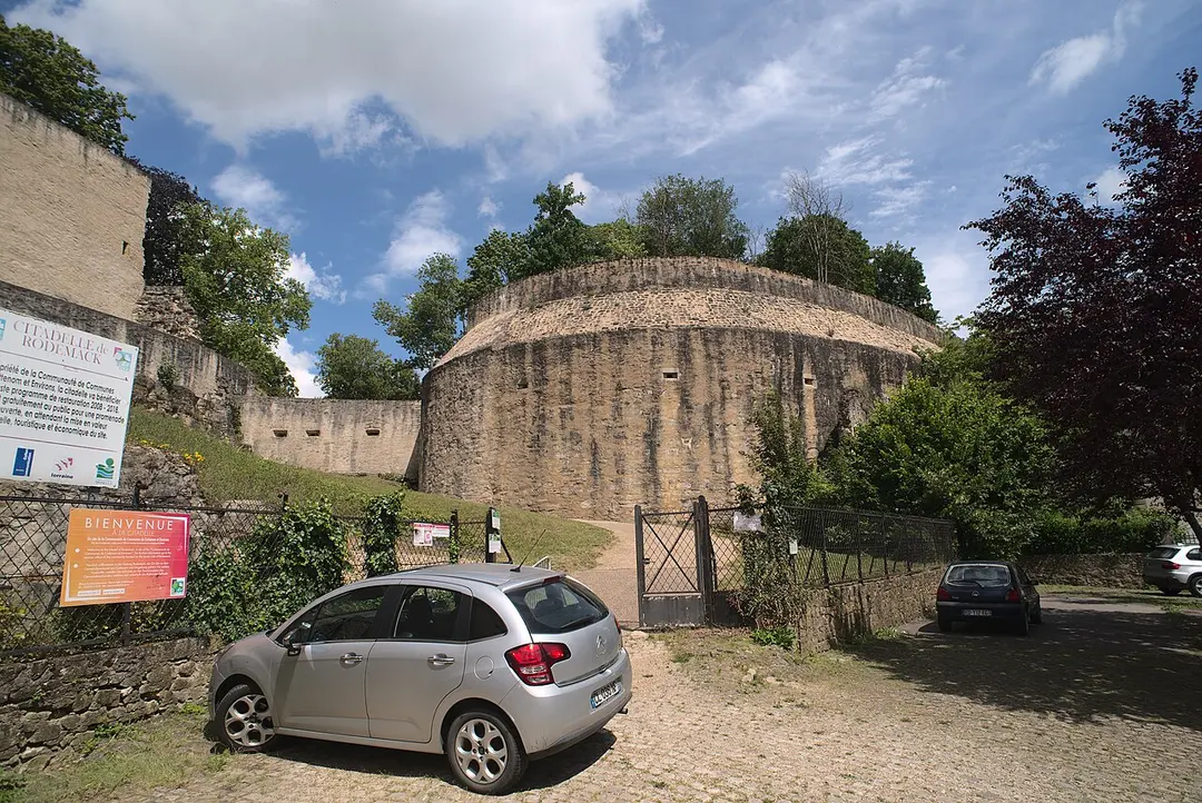 Château-fort (restes)