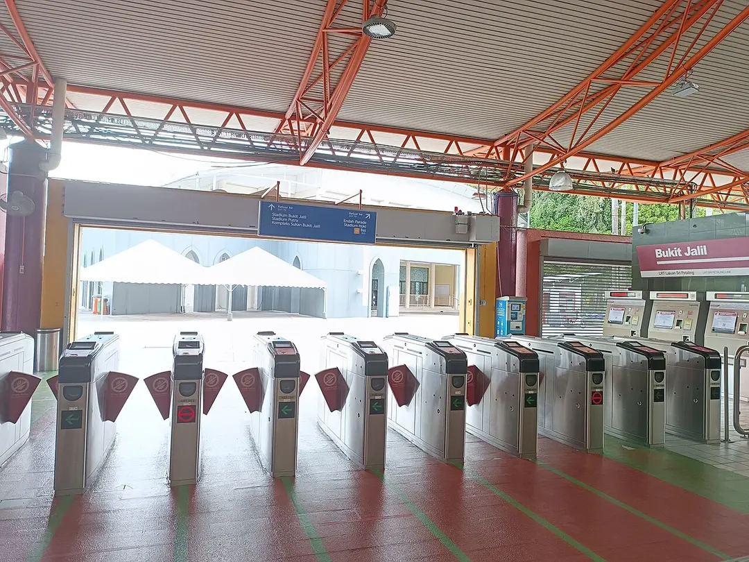 Bukit Jalil LRT station