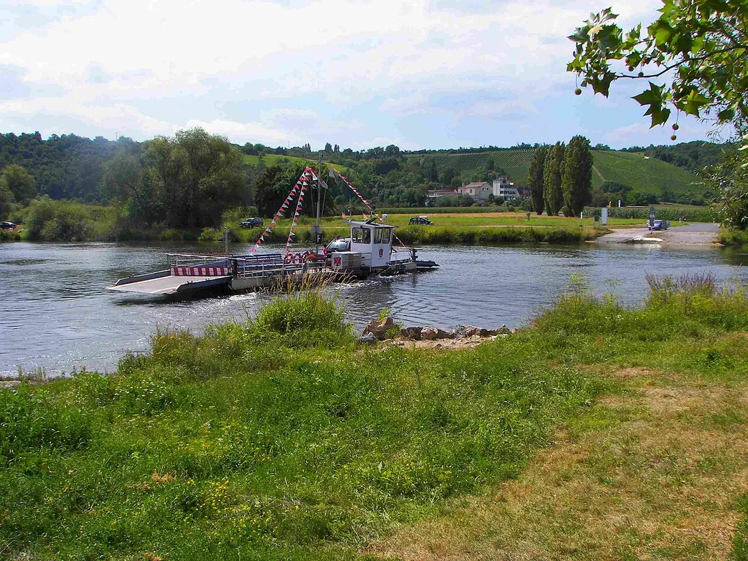 Mainfähre Fahr