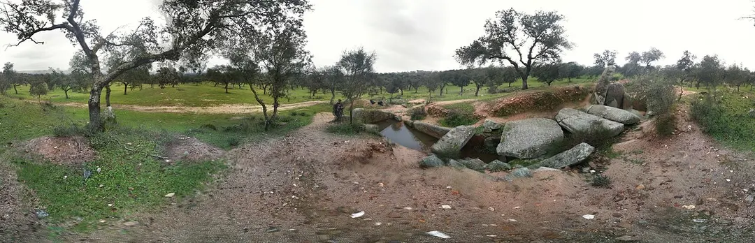 Dolmen del prado de Lácara