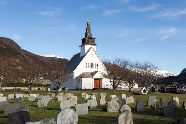 Uskedal Church