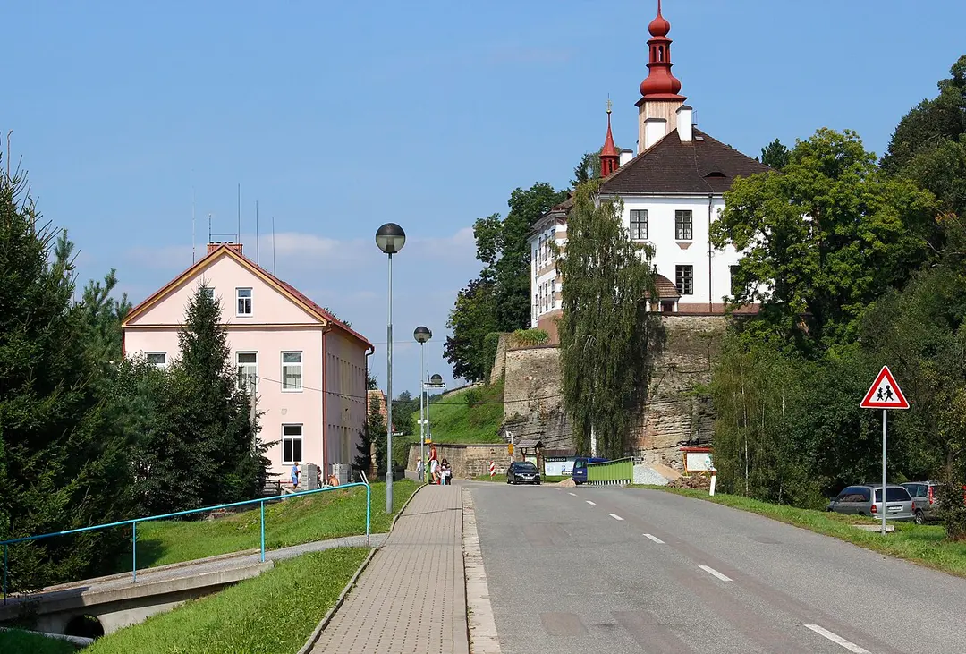 Zámek Skalka