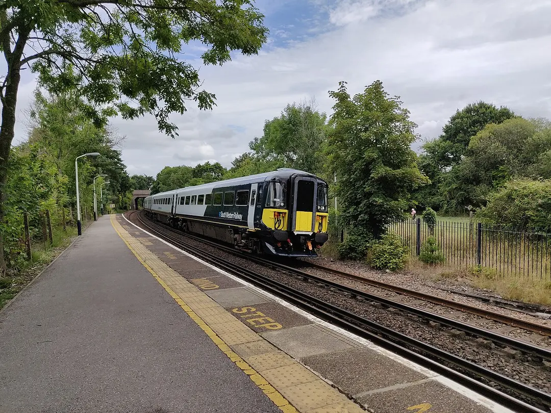 Ashurst New Forest railway station