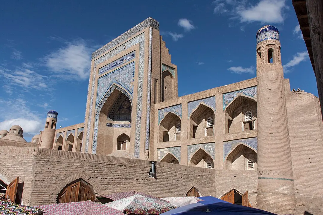 Alla Kouli Khan madrasa