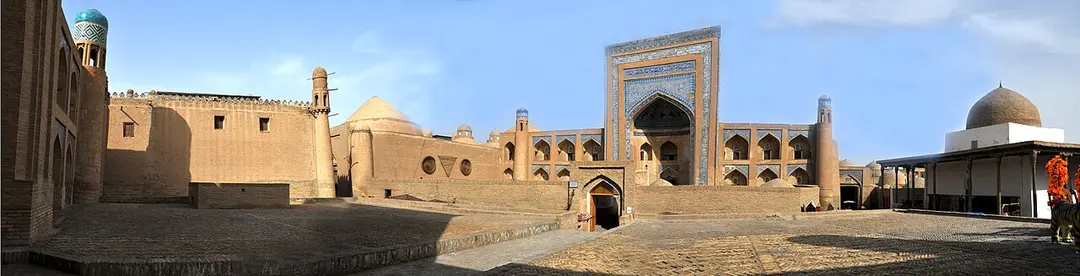 Alla Kouli Khan madrasa